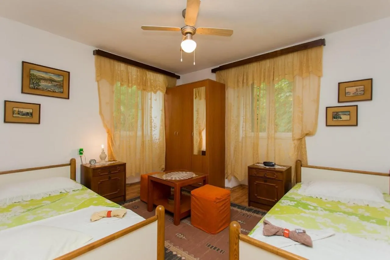 Apartments By The Sea Kastel Kambelovac, Kastela - 20942 Κροατία
